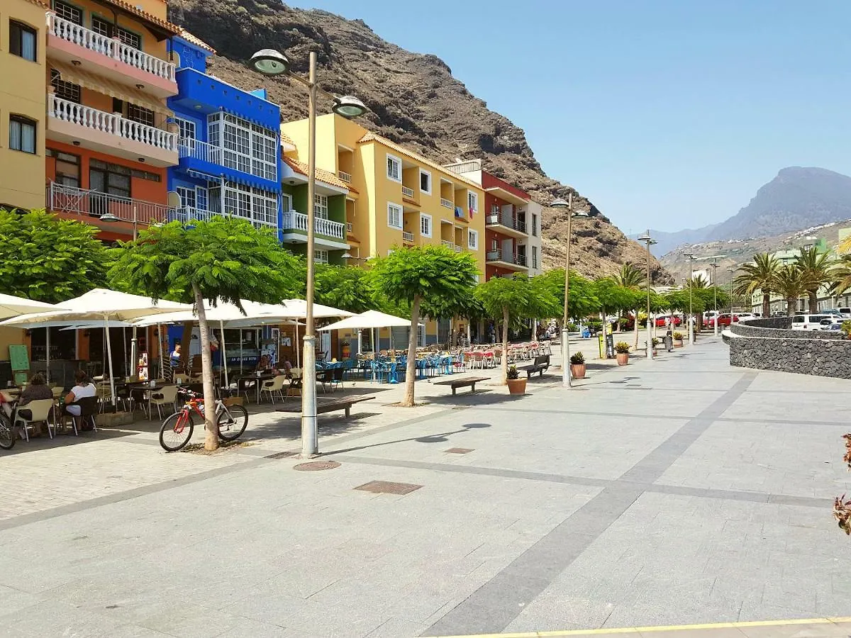 Playa Puerto Tazacorte Modern Beach Apartment